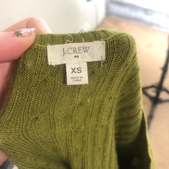 J Crew factory class cable knit green v neck sweater - Picture 2 of 3